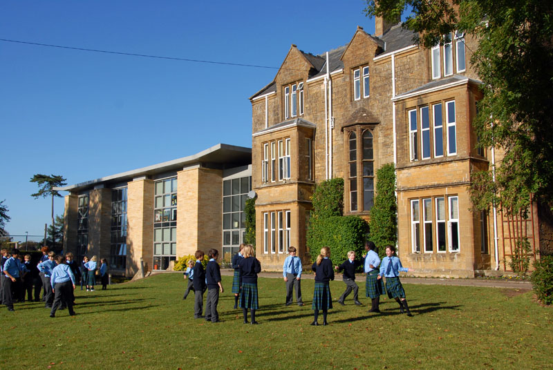 SHERBORNE INTERNATIONAL COLLEGE (CHILD)